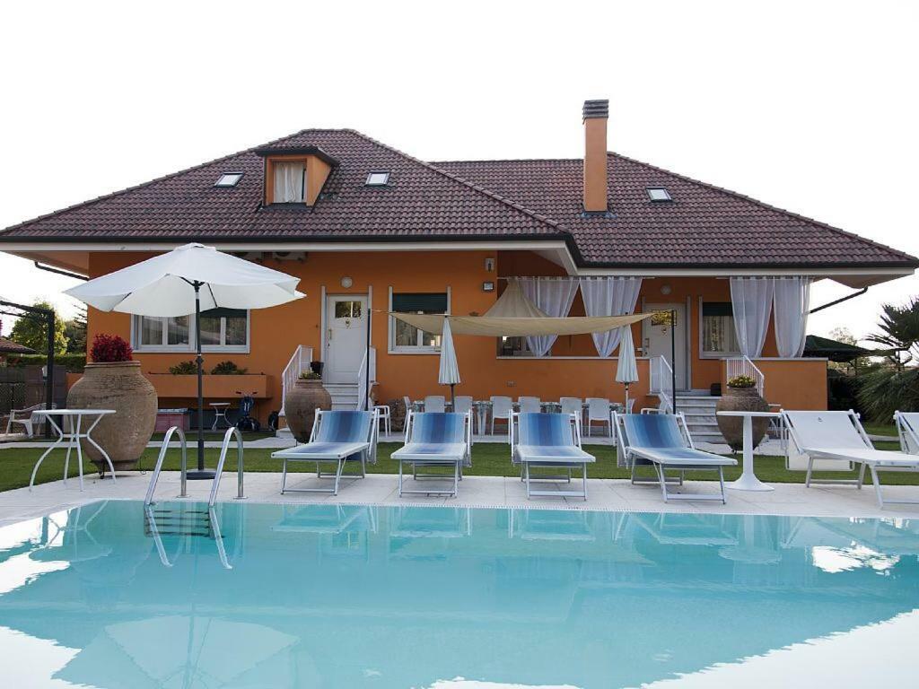 Villa Orange Pescantina Buitenkant foto